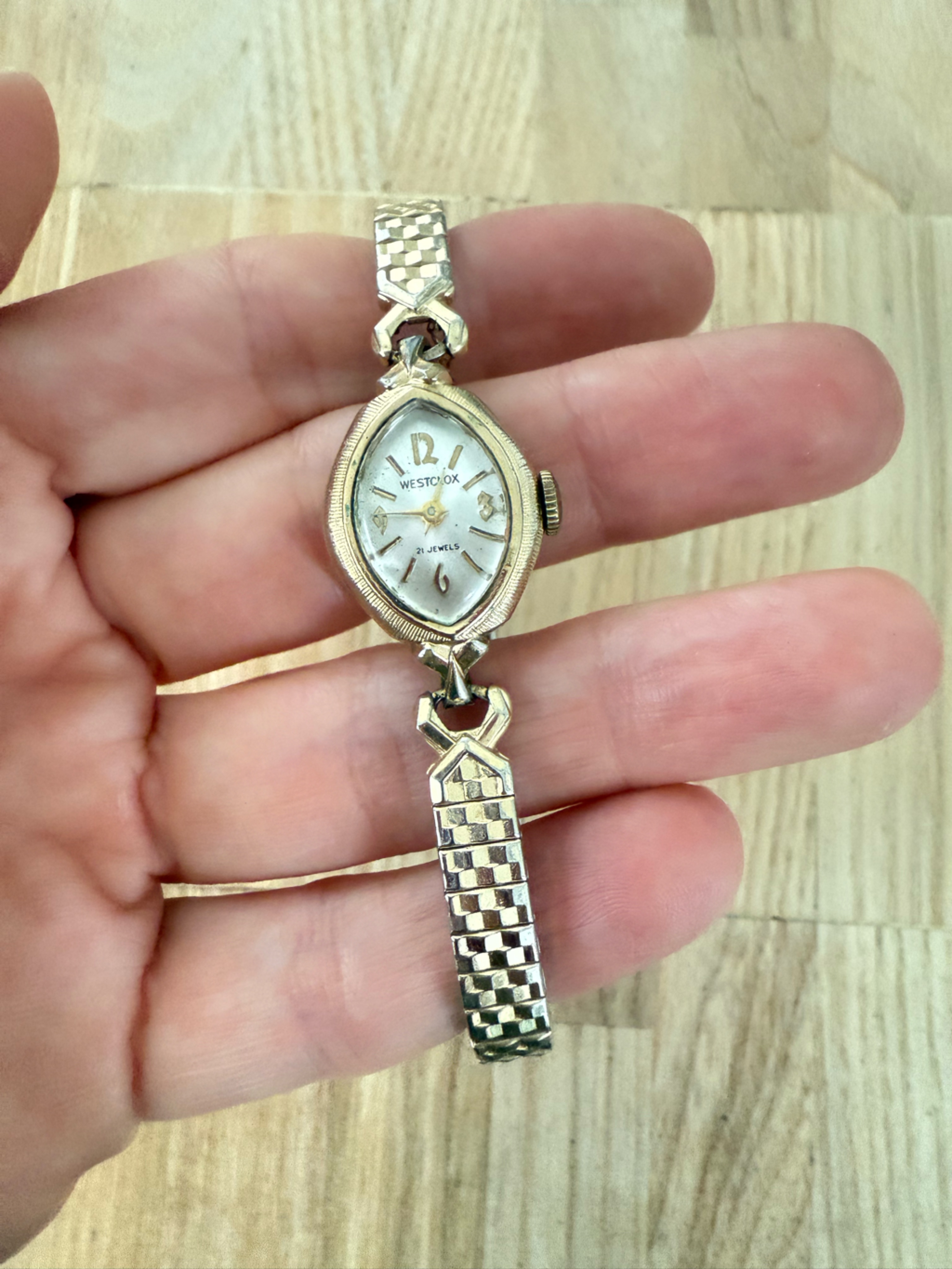 Westclox Ladies Gold Tone Winding Mechanical Watch
